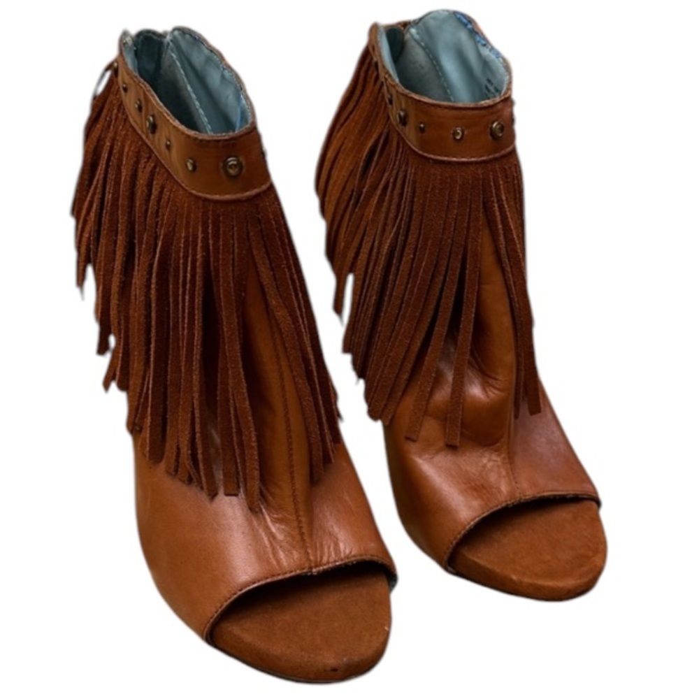 MIRANDA LAMBERT fringe booties